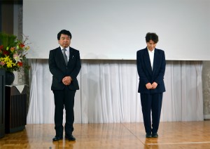 九州地方保護司連盟会長表彰の前田事業部長 長崎保護観察所長感謝状表彰の早稲田さん